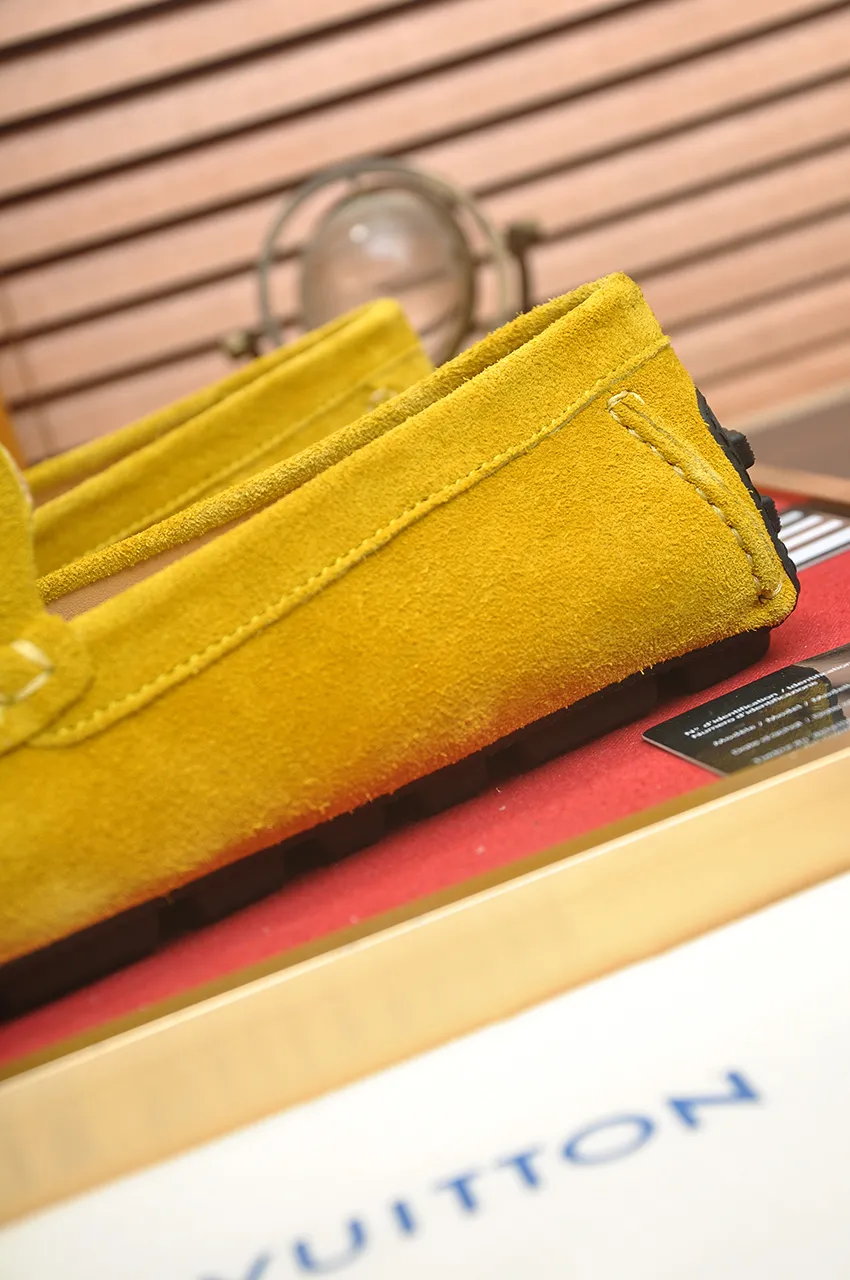 Men's men's shoes 💰420💶 [LV Doudou shoes] (water-dyed cowhide lining) new model is on the market, available on the official website. The new Doudou shoes are processed into single-color materials, and the uppers are made of imported horsehide leather. The body of the shoe is fully hemmed with mark thread, and is lined with imported original cowhide leather. The elegant shoe shape is super suitable for all-matching, and the size is 38-44.